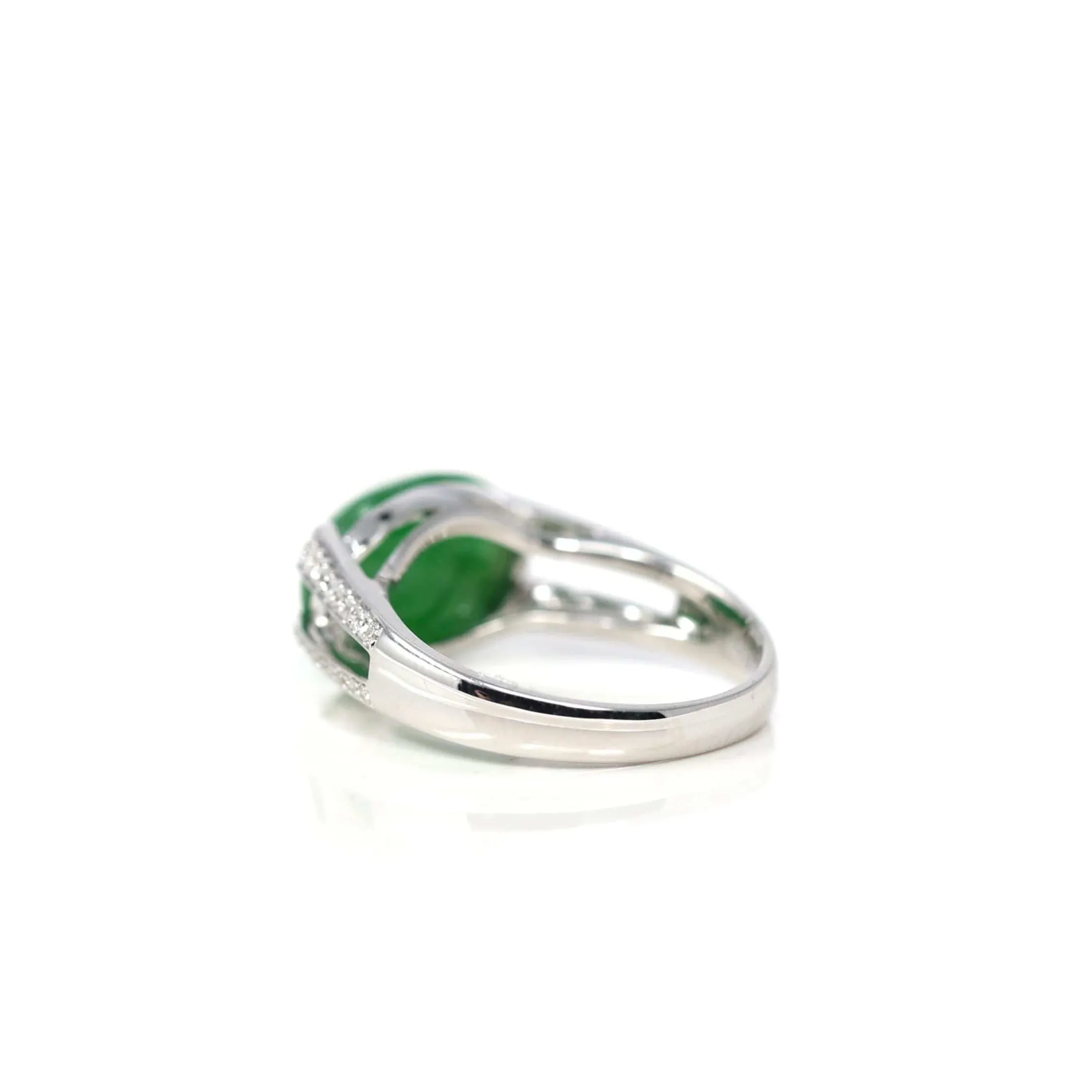 18k White Gold Natural Imperial Green Oval Jadeite Jade Engagement Ring With Diamonds