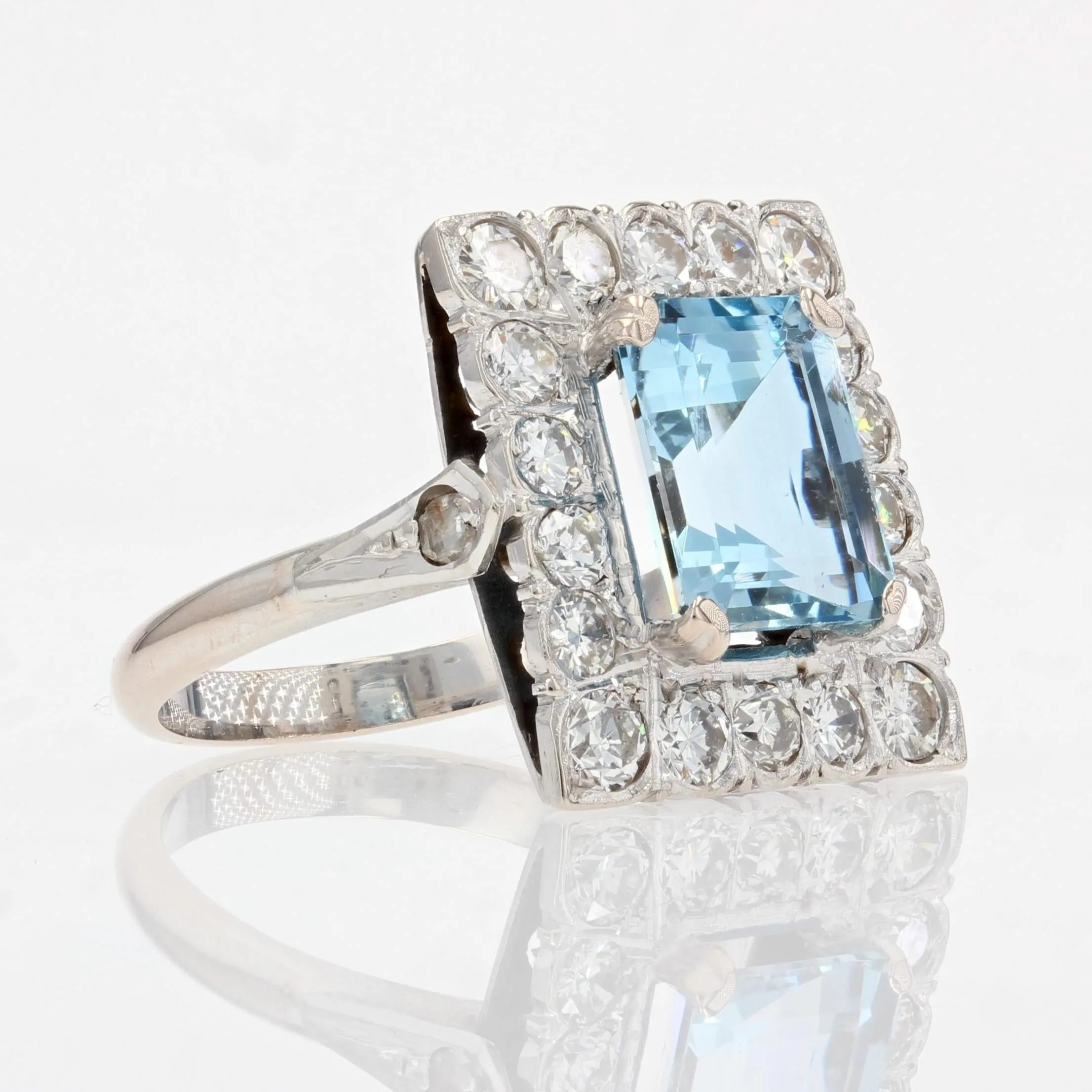 1960s 2.56 Carats Aquamarine Diamond 18 Karat White Gold Rectangular Shape Ring