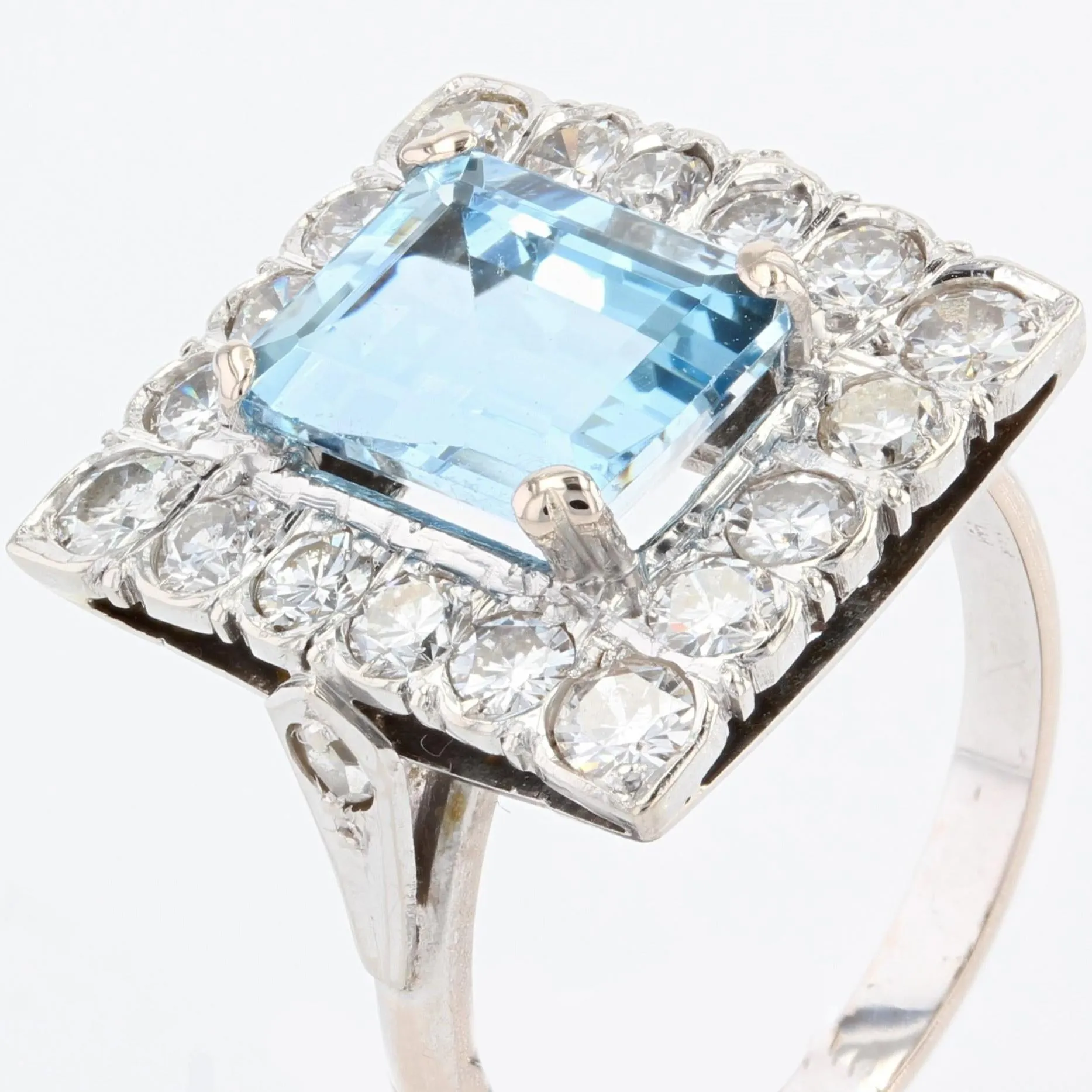 1960s 2.56 Carats Aquamarine Diamond 18 Karat White Gold Rectangular Shape Ring