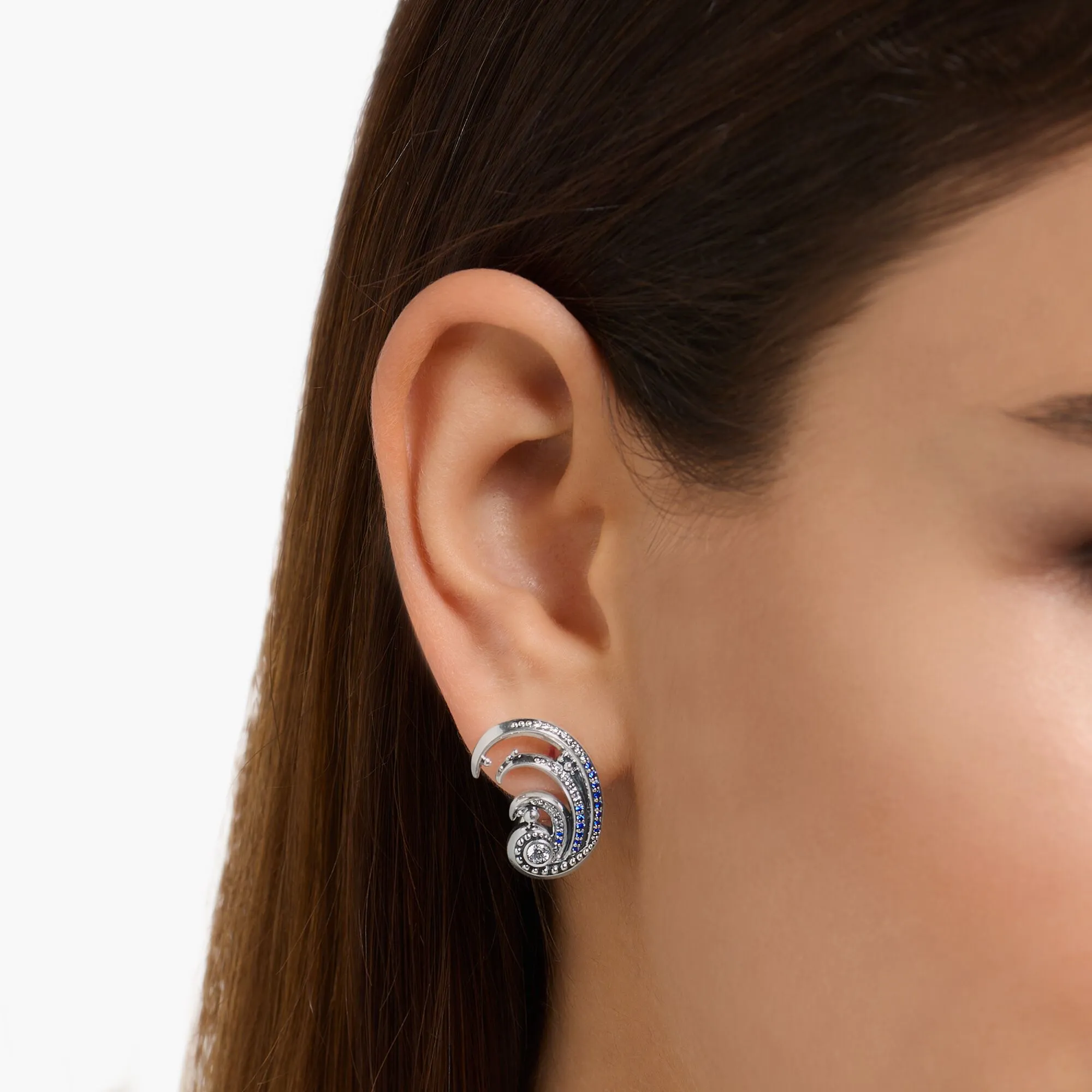 Ear studs wave with blue stones