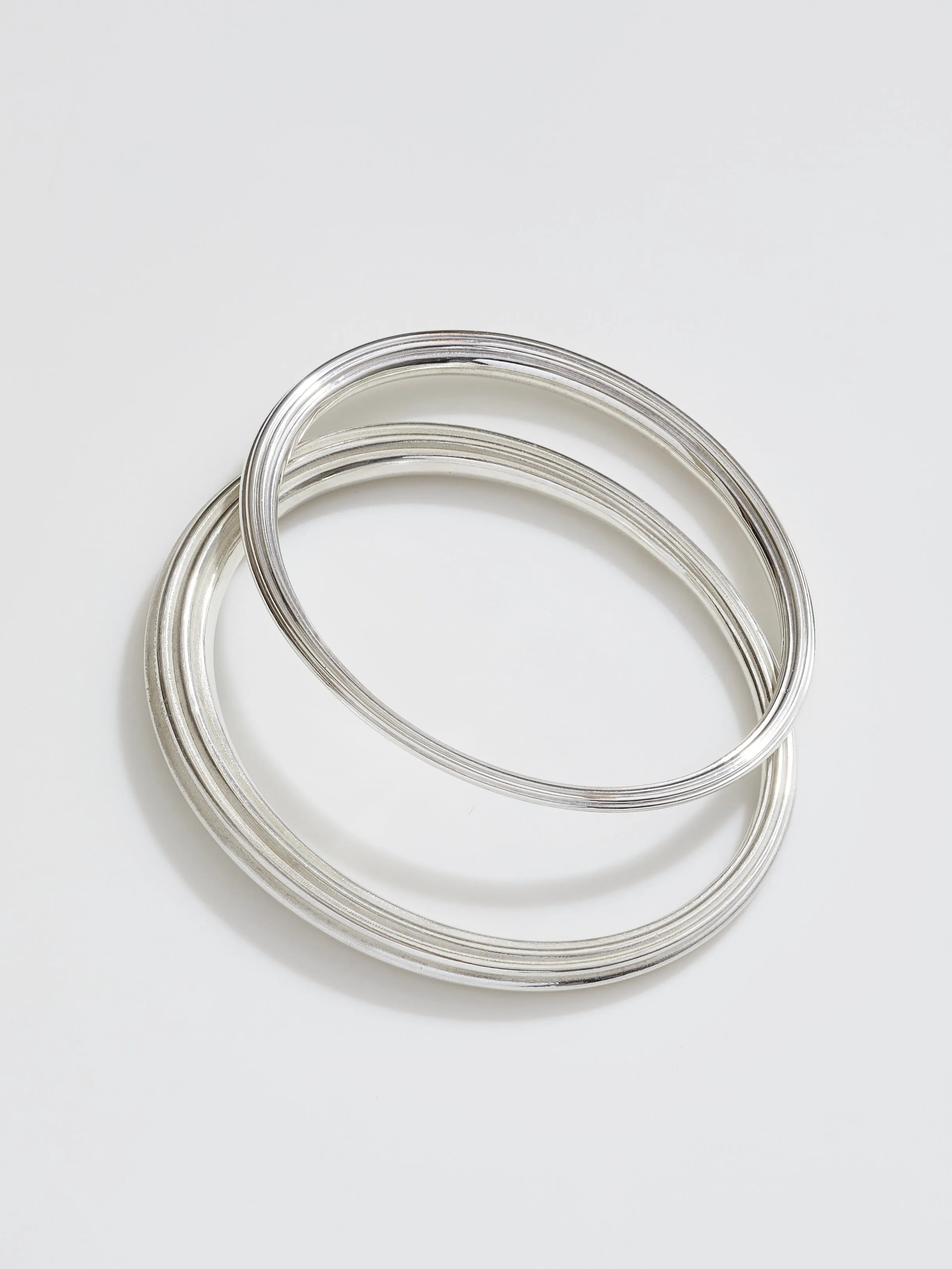 Fluted Tapered Bangle~ No. 2 / Heavy