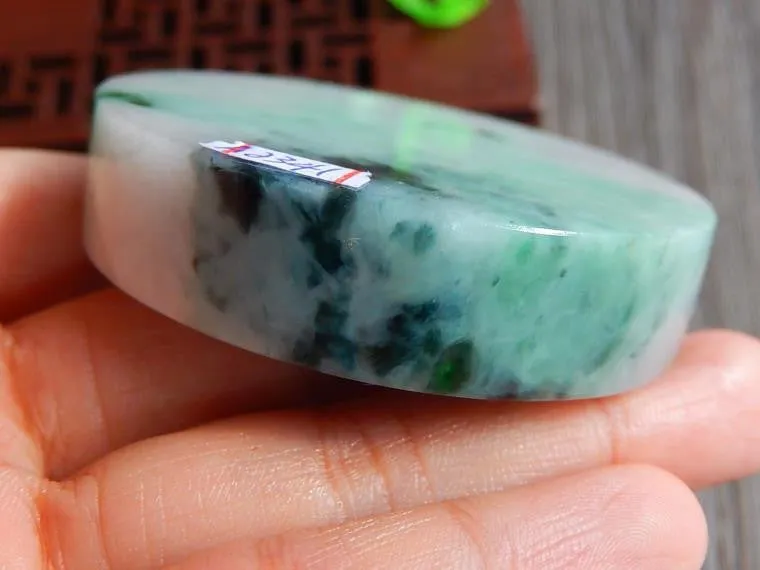 Natural Jade Rough Jadeite Raw (107g, 55X55X13.5mm)