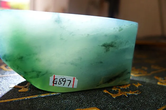 Natural Jade Rough Jadeite Raw (109g,6.5X3.4X1.7cm)