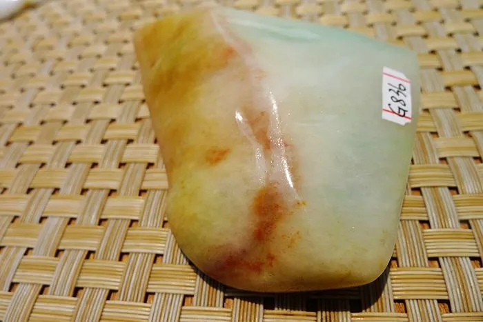 Natural Jade Rough Jadeite Raw (114g,8X5.7X1.8cm)