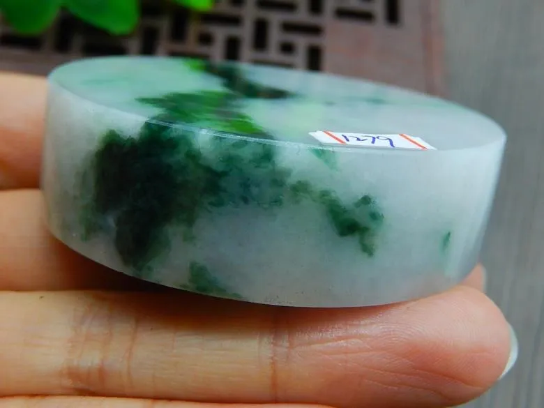 Natural Jade Rough Jadeite Raw (123g, 55X55X16mm)