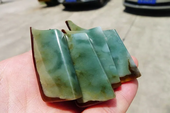 Natural Jade Rough Jadeite Raw 130g