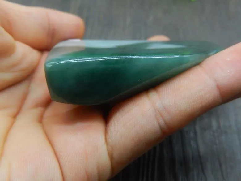 Natural Jade Rough Jadeite Raw (145g, 69X63X15mm)