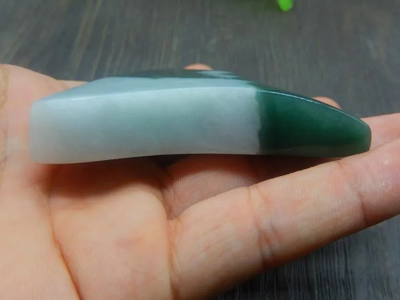 Natural Jade Rough Jadeite Raw (145g, 69X63X15mm)