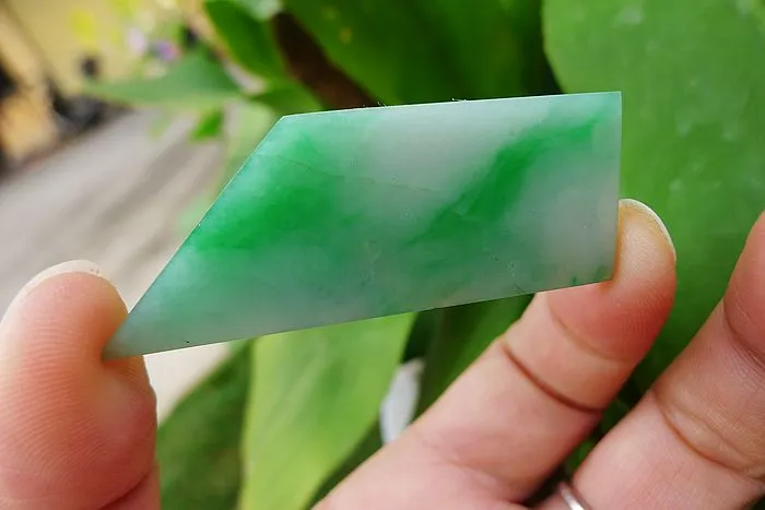 Natural Jade Rough Jadeite Raw (14g,5.6X2.1X0.45cm)