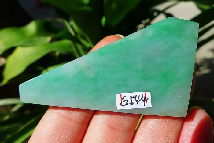 Natural Jade Rough Jadeite Raw (22g,6.8X3.7X0.4cm)