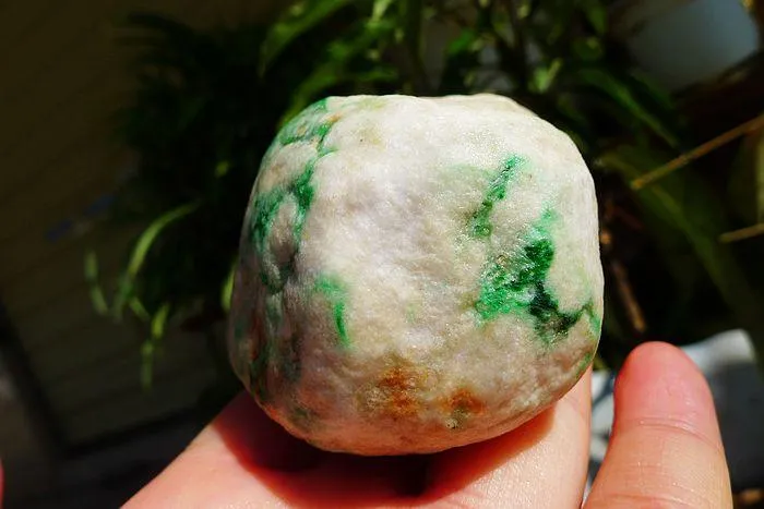 Natural Jade Rough Jadeite Raw (341g,7.6X5.1X4.2cm)