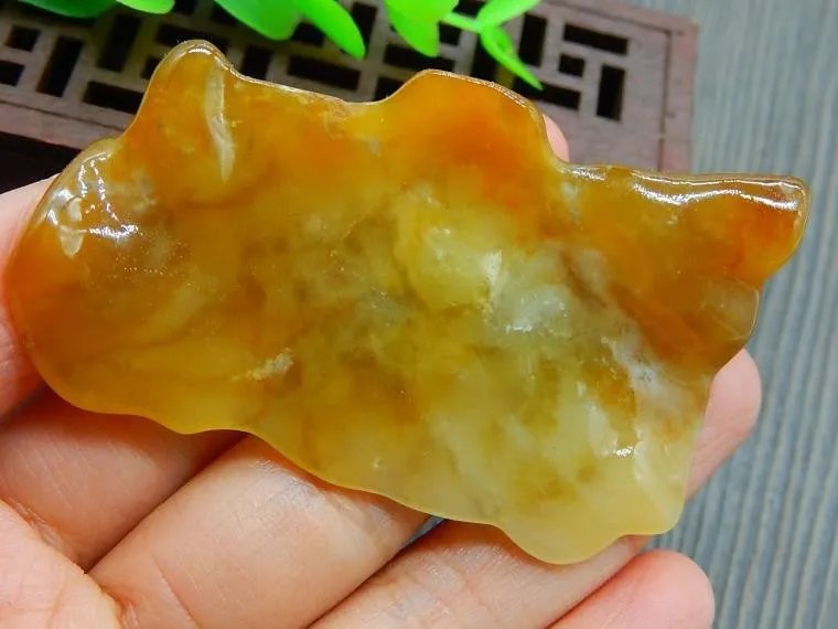 Natural Jade Rough Jadeite Raw (48g, 65X39X17mm)