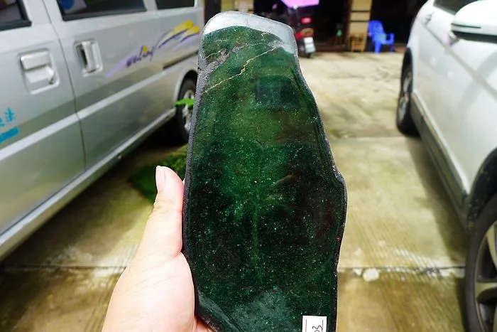 Natural Jade Rough Jadeite Raw (693g,20X8.5X1.6cm)