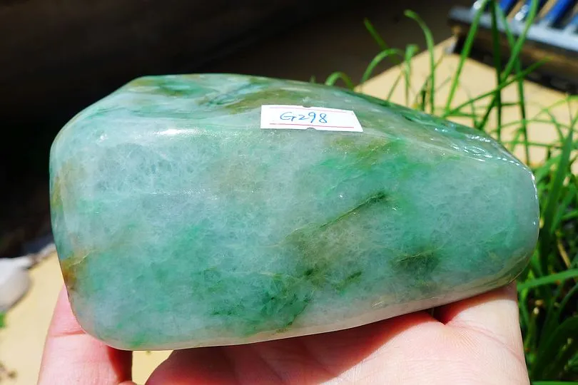 Natural Jade Rough Jadeite Raw (848g,11.3X6.9X5.9cm)