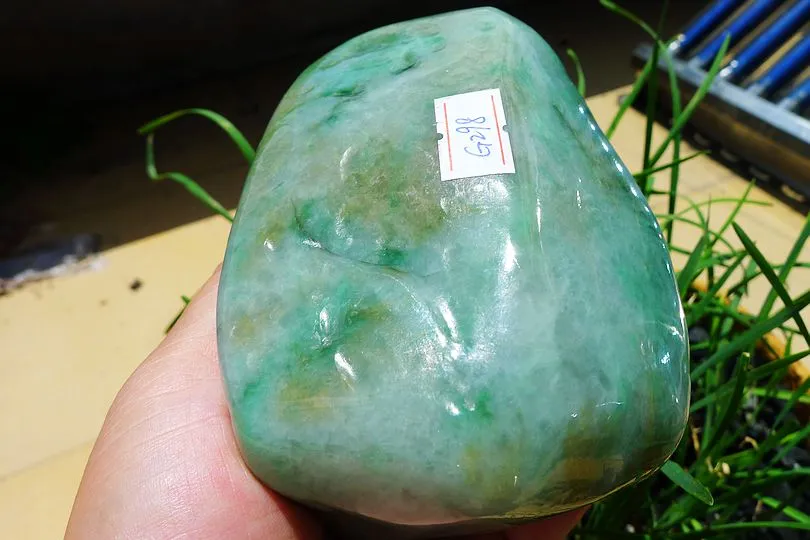 Natural Jade Rough Jadeite Raw (848g,11.3X6.9X5.9cm)