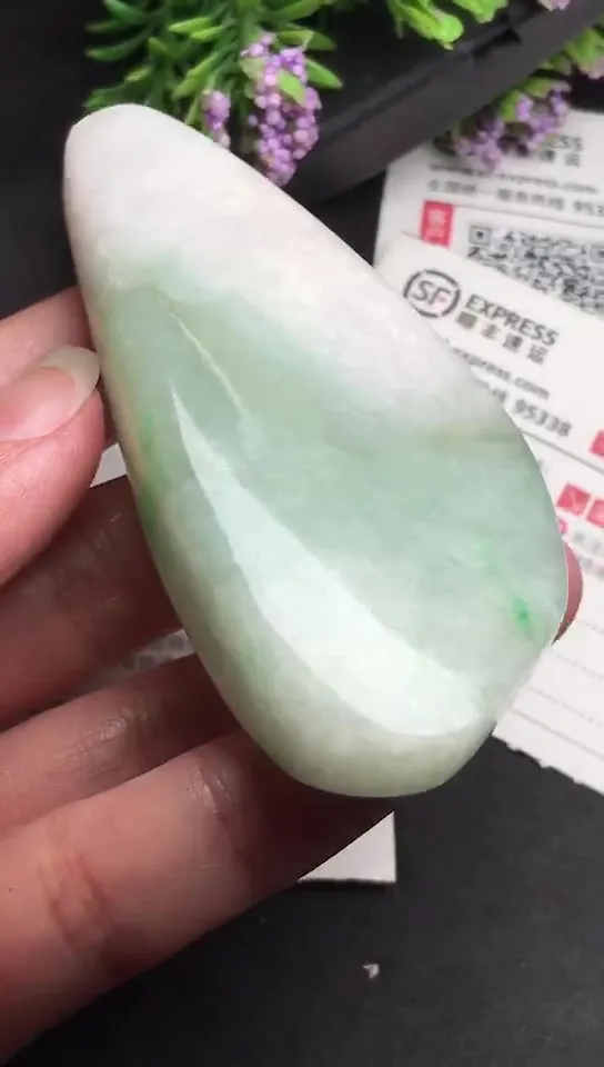 Natural Jade Rough Jadeite Raw (97g,8.4x3.7x1.3cm)-V2417