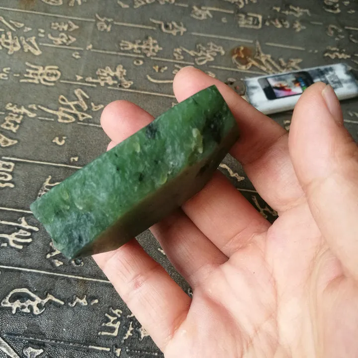 Natural Kunlun Jade Rough Nephrite Raw (121g, 5.5X3.5X2.5cm)