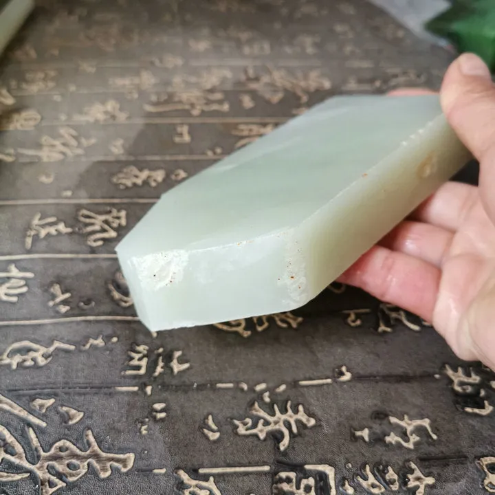 Natural Kunlun Jade Rough Nephrite Raw (507g, 13X9.6X2.4cm)