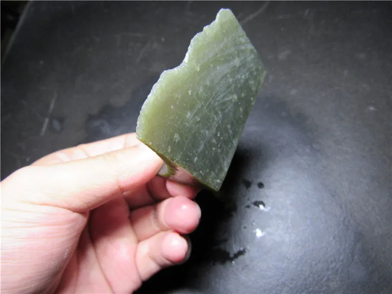 Natural Kunlun Jade Rough Nephrite Raw (88.70g, 56X46X45mm)