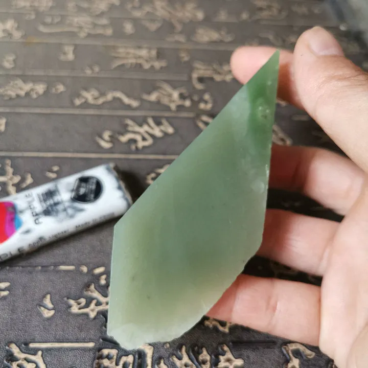 Natural Kunlun Jade Rough Nephrite Raw (95g, 10X3.5X1.5cm)