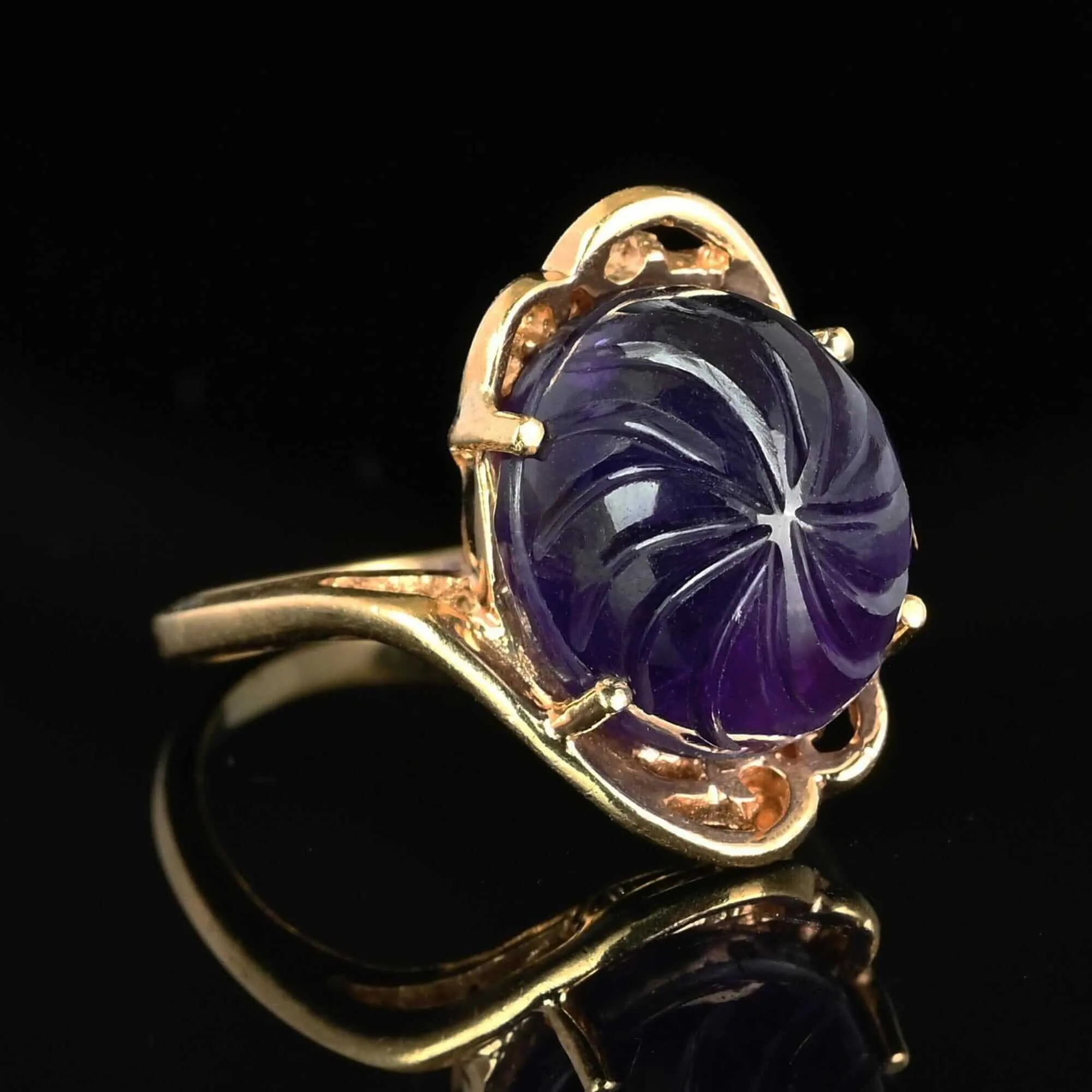 ON LAYAWAY Fancy Cut Carved Amethyst Cabochon Ring in Gold