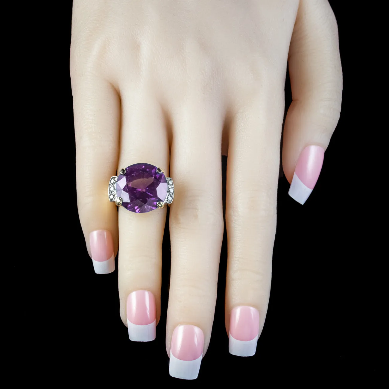 Vintage Synthetic Alexandrite Diamond Cocktail Ring 20ct Stone