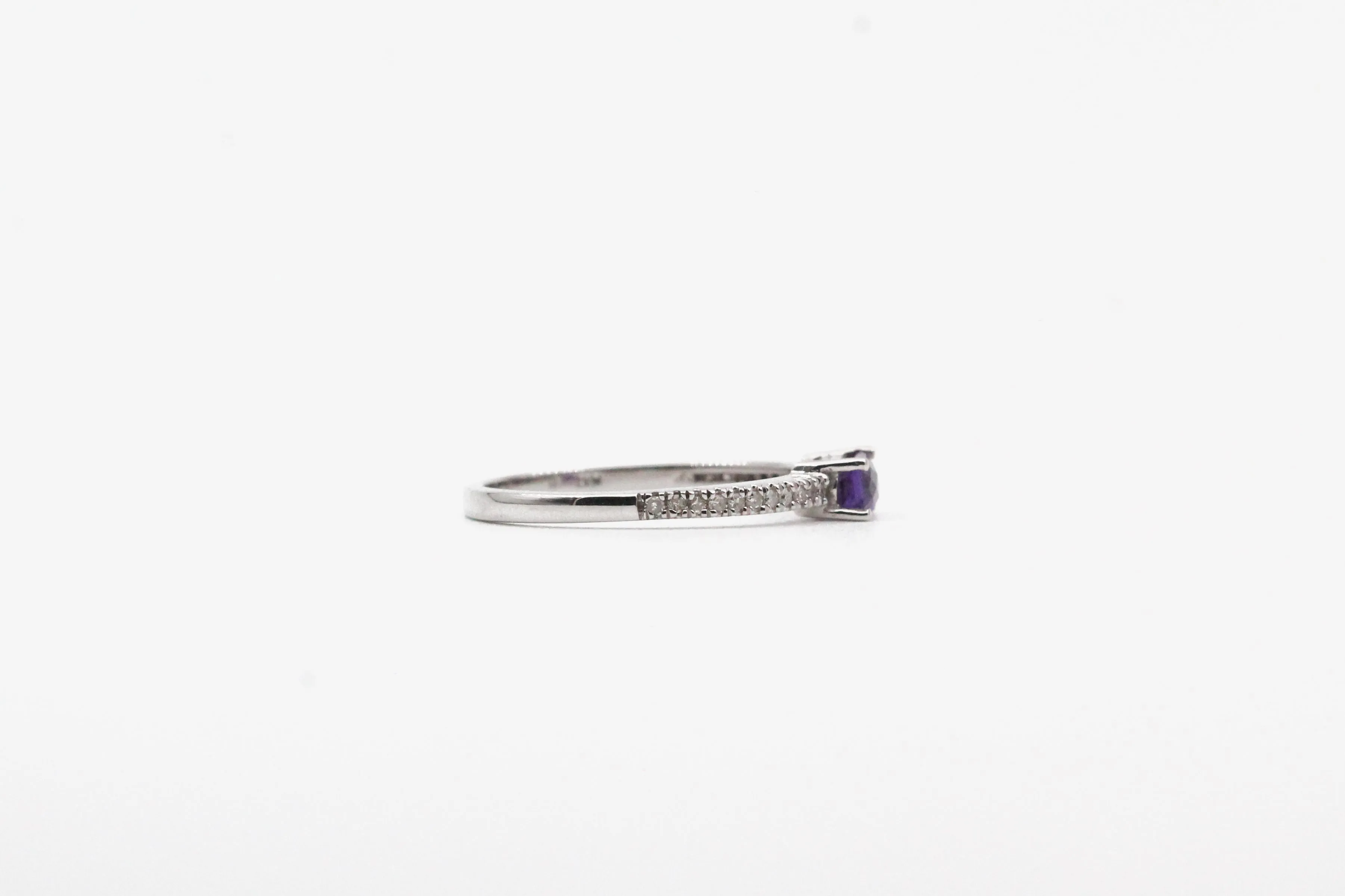 White Gold Amethyst Ring with Diamonds