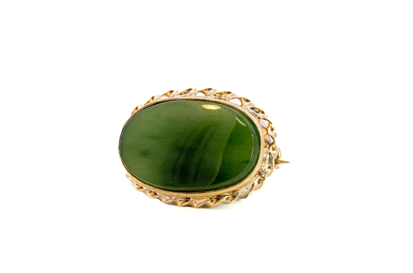 Yellow Gold Brooch with Oval Nephrite Jade - Classic Elegance